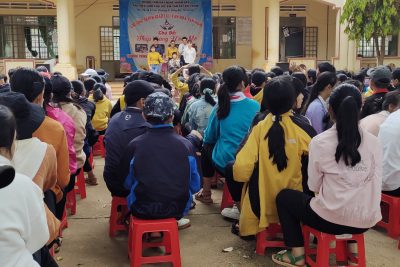 Chương trình giao lưu văn nghệ với học sinh khuyết tật Việt Nam